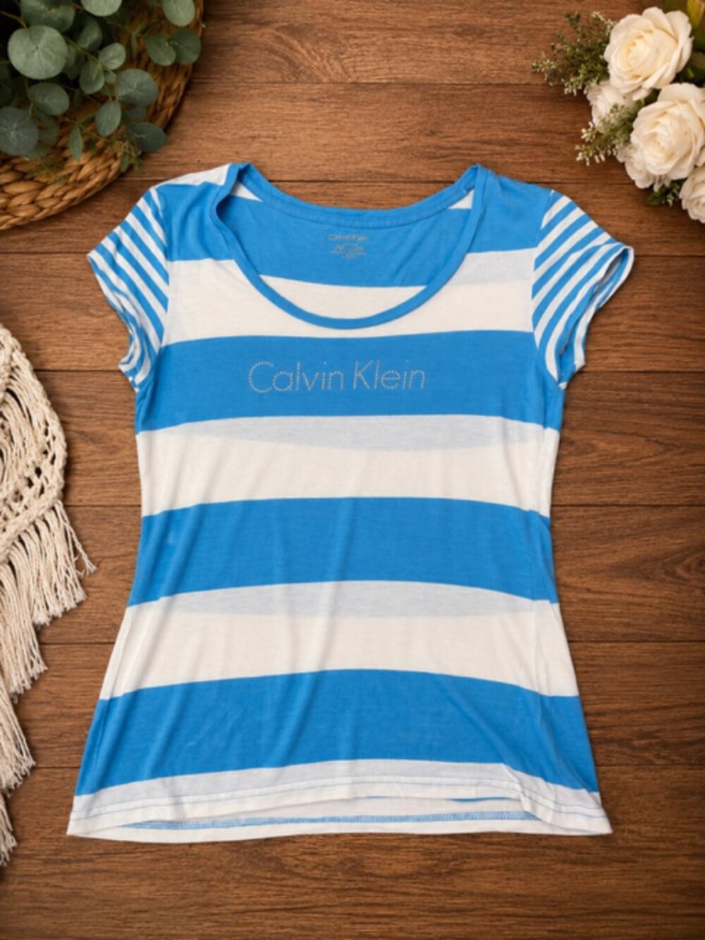 💙 Calvin Klein Striped Logo Tee – Size Small 💙